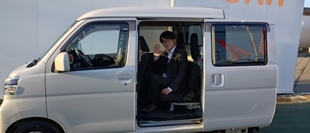 デッキバン内装